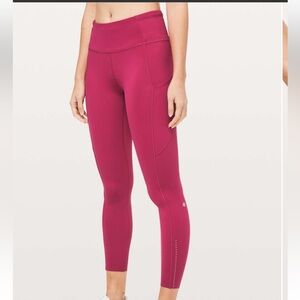 Lululemon Fast & Free 7/8 Tight II *Nulux 25"
Violet Red